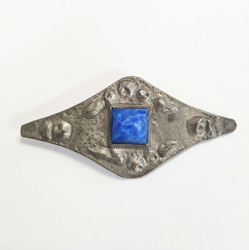 Arts & Crafts Ruskin Style Pewter Brooch c.1910